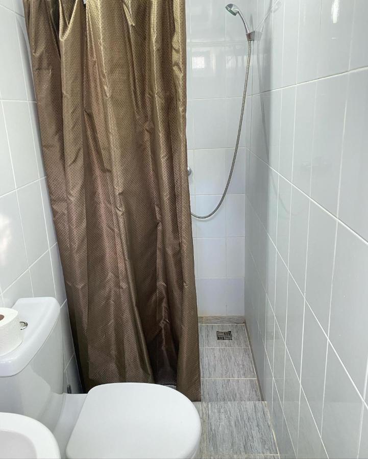 Zaton Guesthouse Cholpon-Ata Bagian luar foto