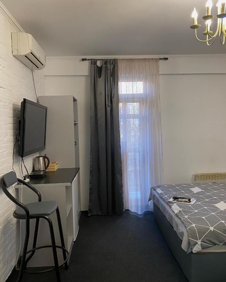 Zaton Guesthouse Cholpon-Ata Bagian luar foto