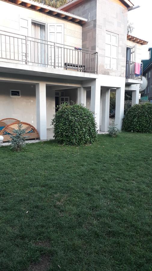 Zaton Guesthouse Cholpon-Ata Bagian luar foto
